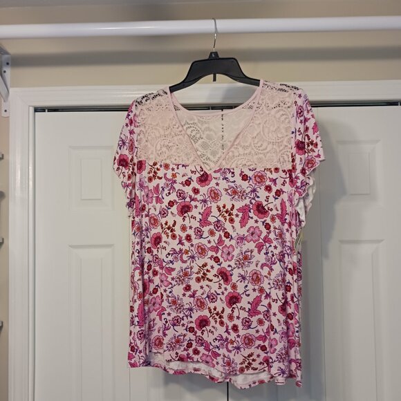 torrid Tops - 3/$18 - Torrid Pink/Red Supersoft Short Sleeve Top Size 0X